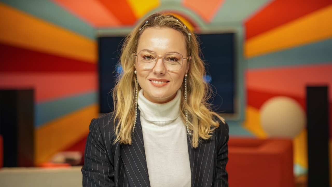Oyuncu ve model Şebnem Schaefer, Almanya ve Türkiye’de yaşadığı ötekileştirmeyi anlattı: